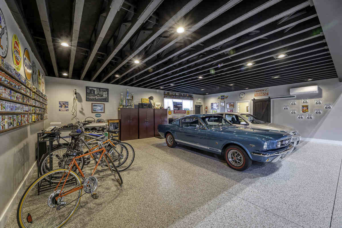 what to look for in a luxury garage condo